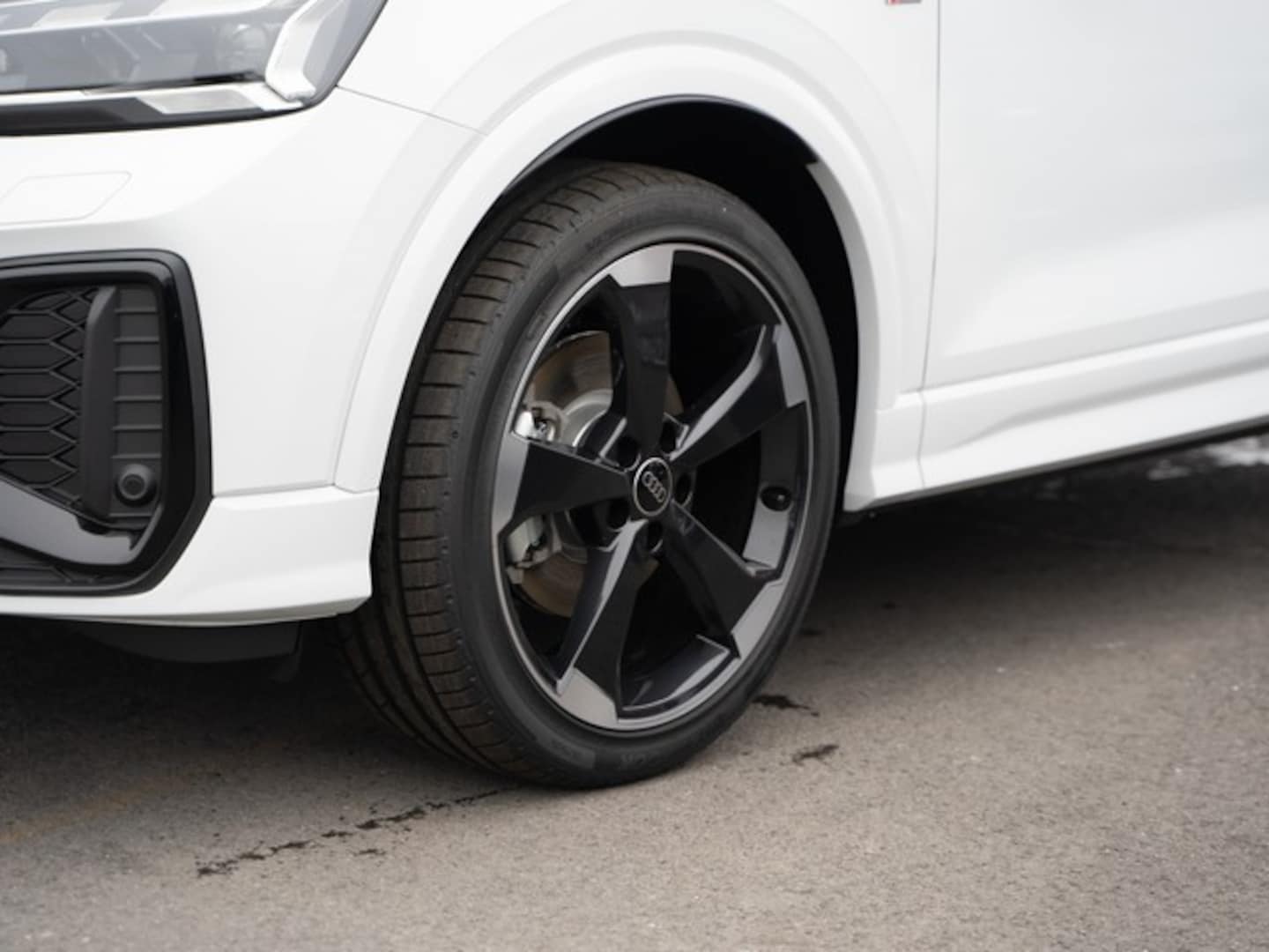 Bild über Audi Q2 S line 35 TFSI S tronic - für weitere Informationen kontaktieren Sie den Audi Partner