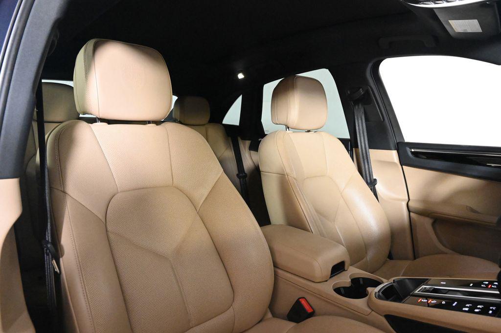 2023 Porsche Macan Base - Photo 18