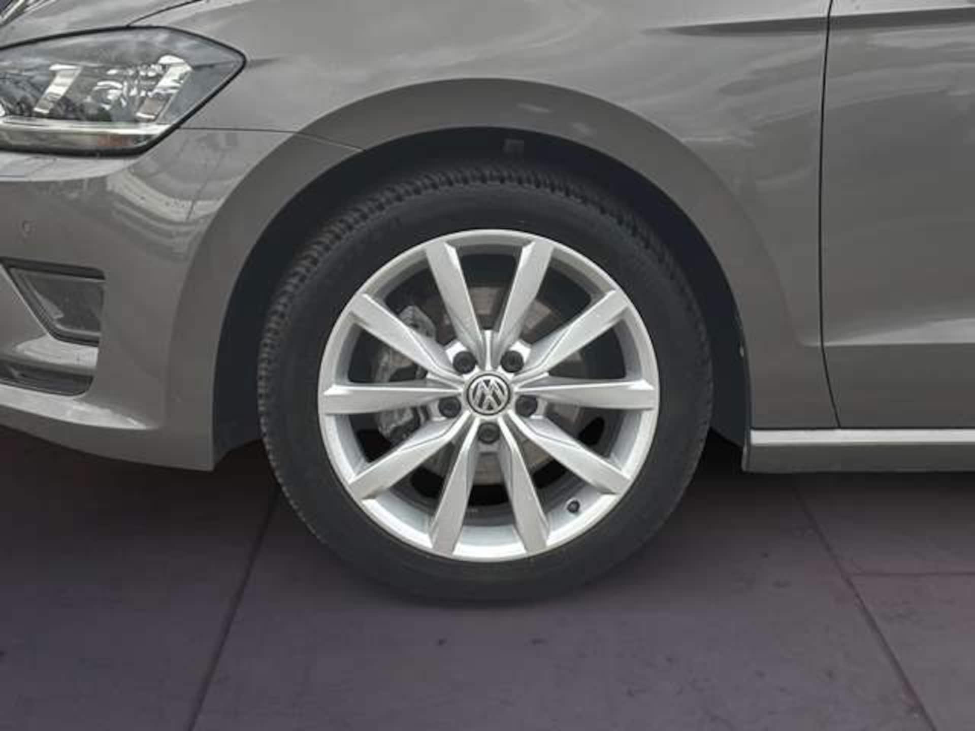 Volkswagen Golf Sportsvan Highline