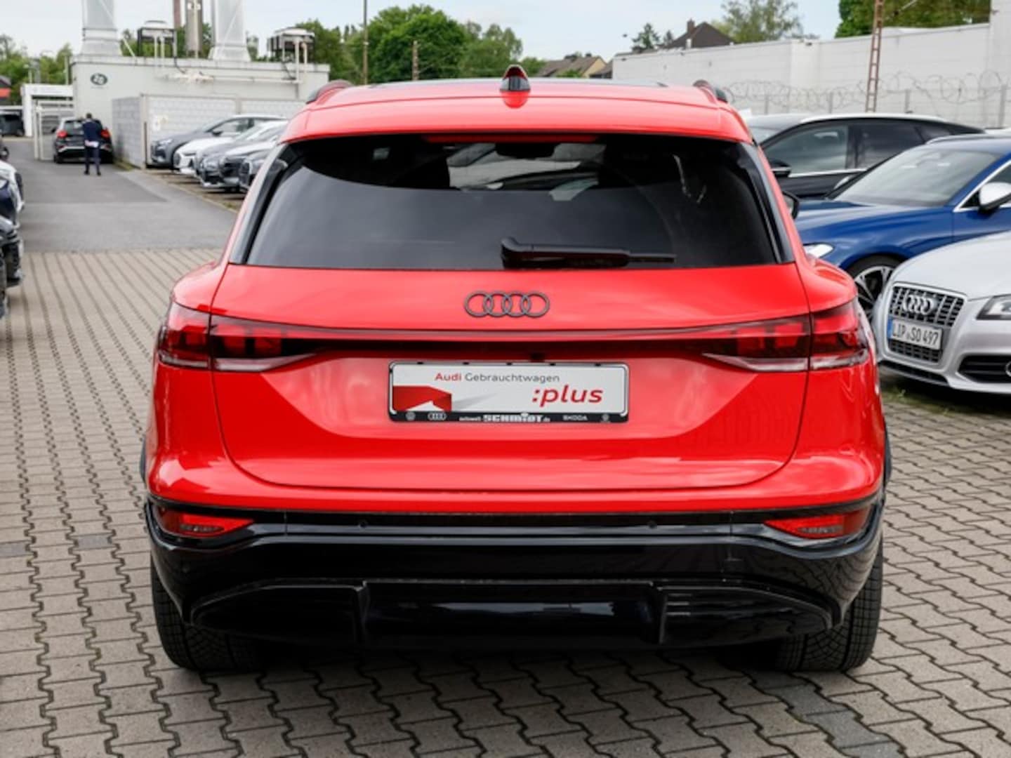 Bild über Audi Q6 SUV e-tron e-tron performance - für weitere Informationen kontaktieren Sie den Audi Partner