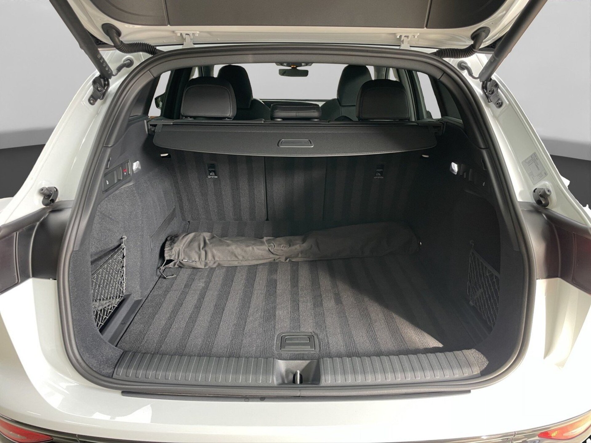 Audi Q6 SUV e-tron