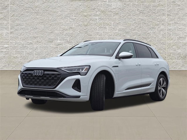 2024 Audi Q8 e-tron