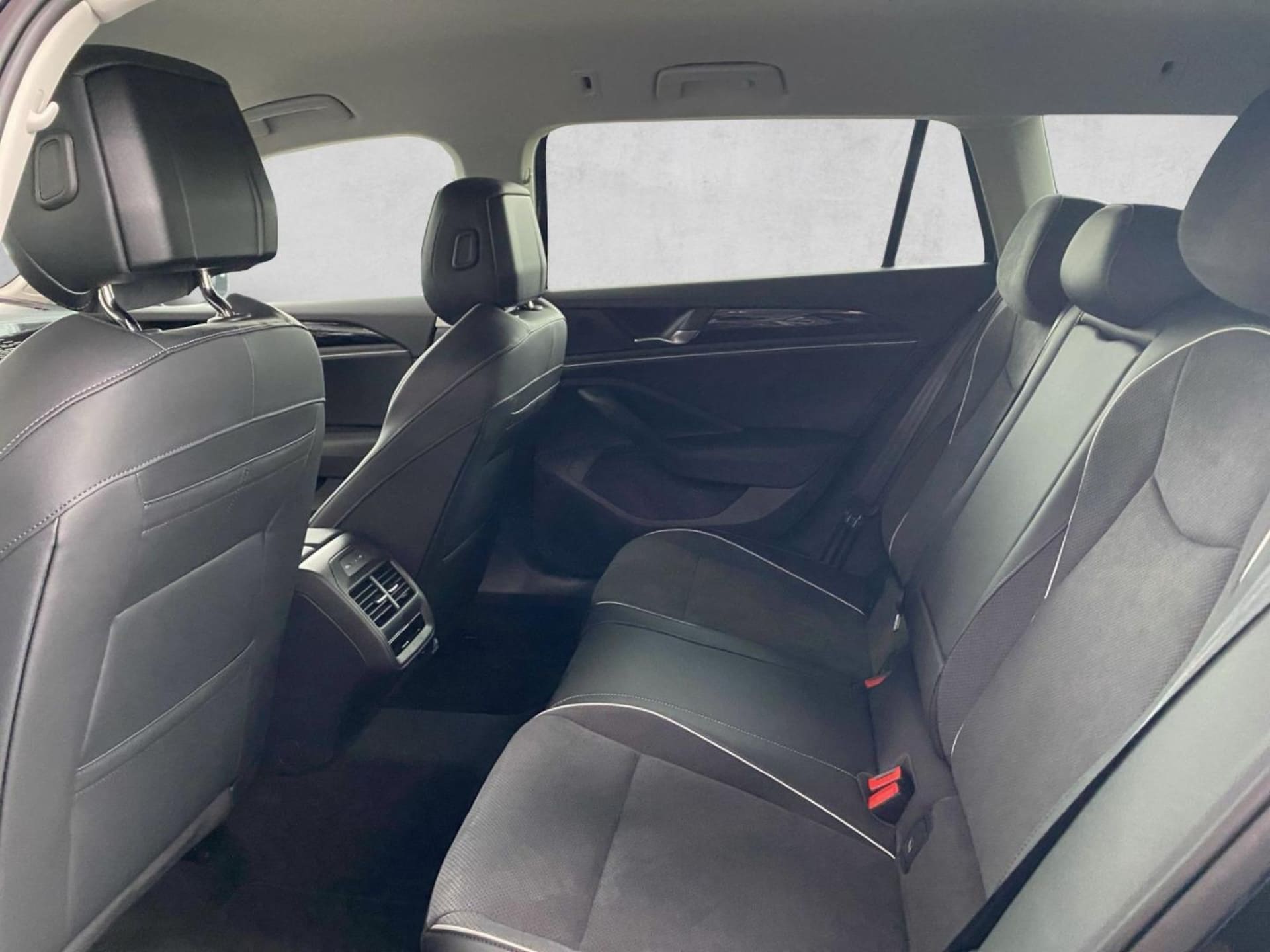 Volkswagen Passat Business