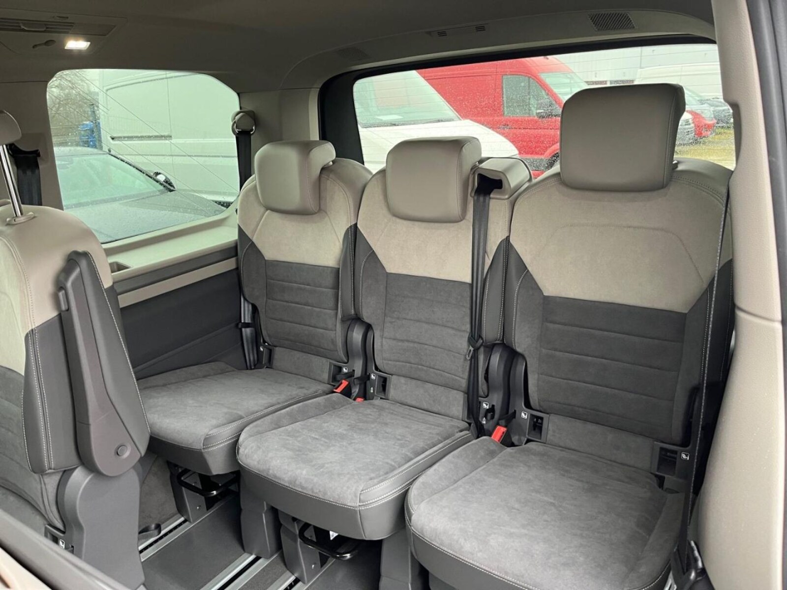 Volkswagen Multivan – Bild 14