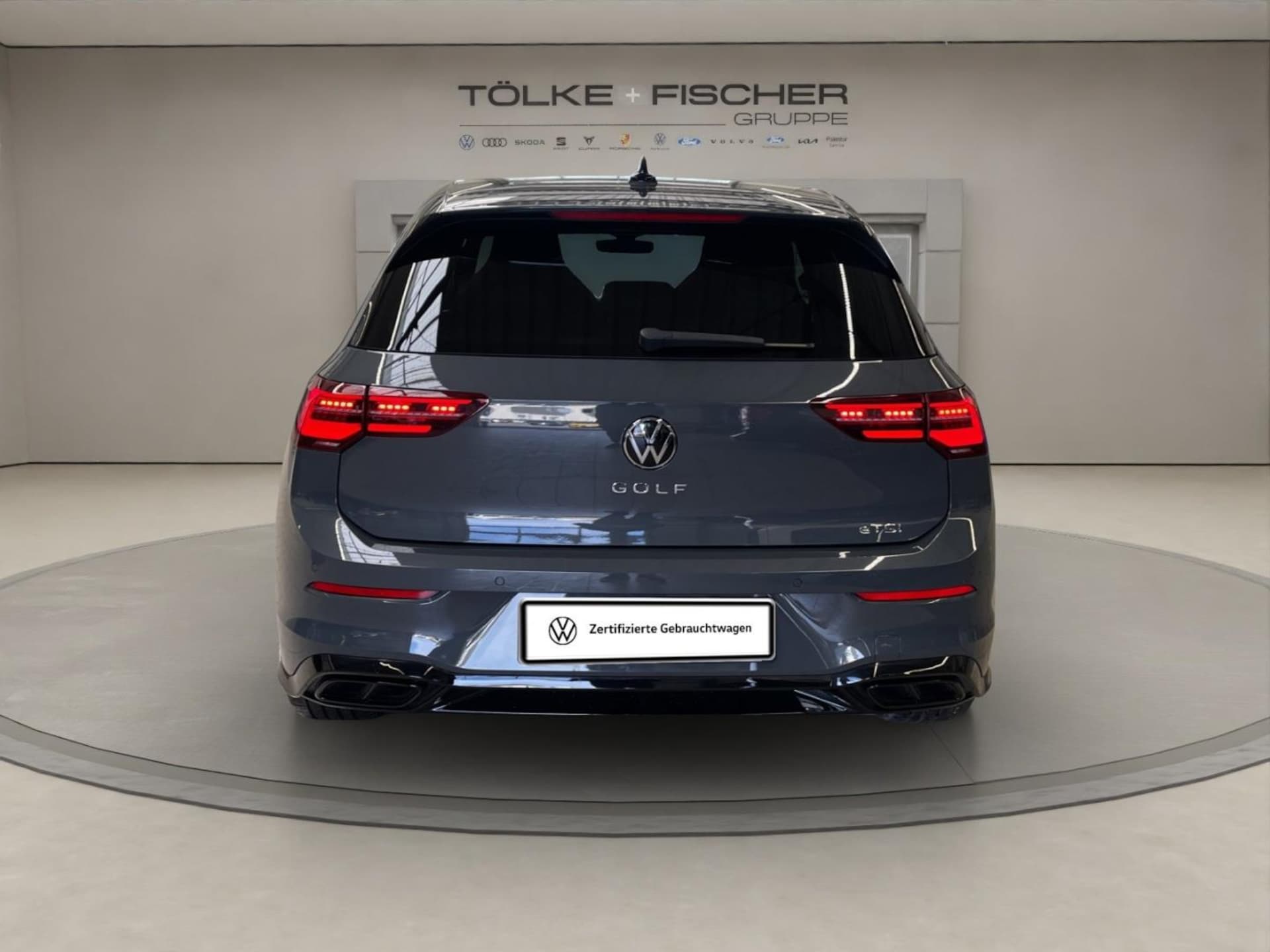 Volkswagen Golf R-Line