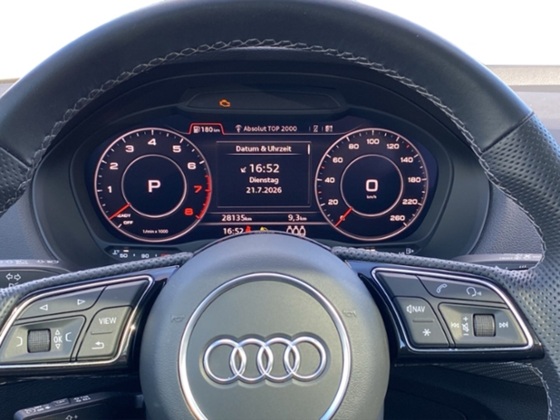 Audi Q2 S line