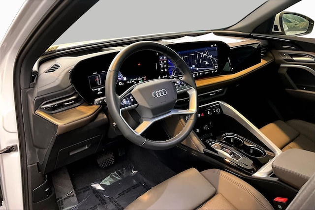2025 Audi Q5 Premium Plus - Photo 18