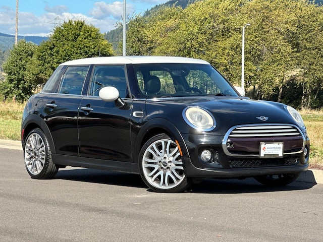 2015 MINI Cooper