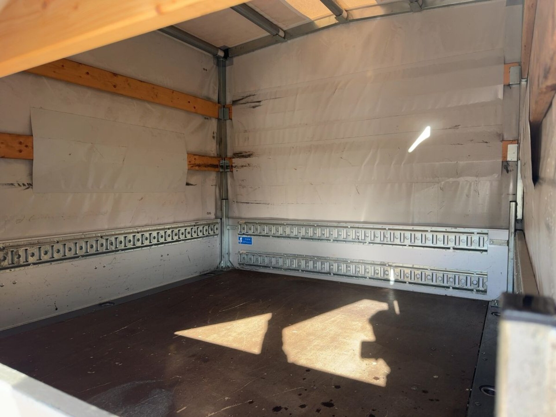 Volkswagen T6.1 Transporter Pritschenwagen Doppelkabine