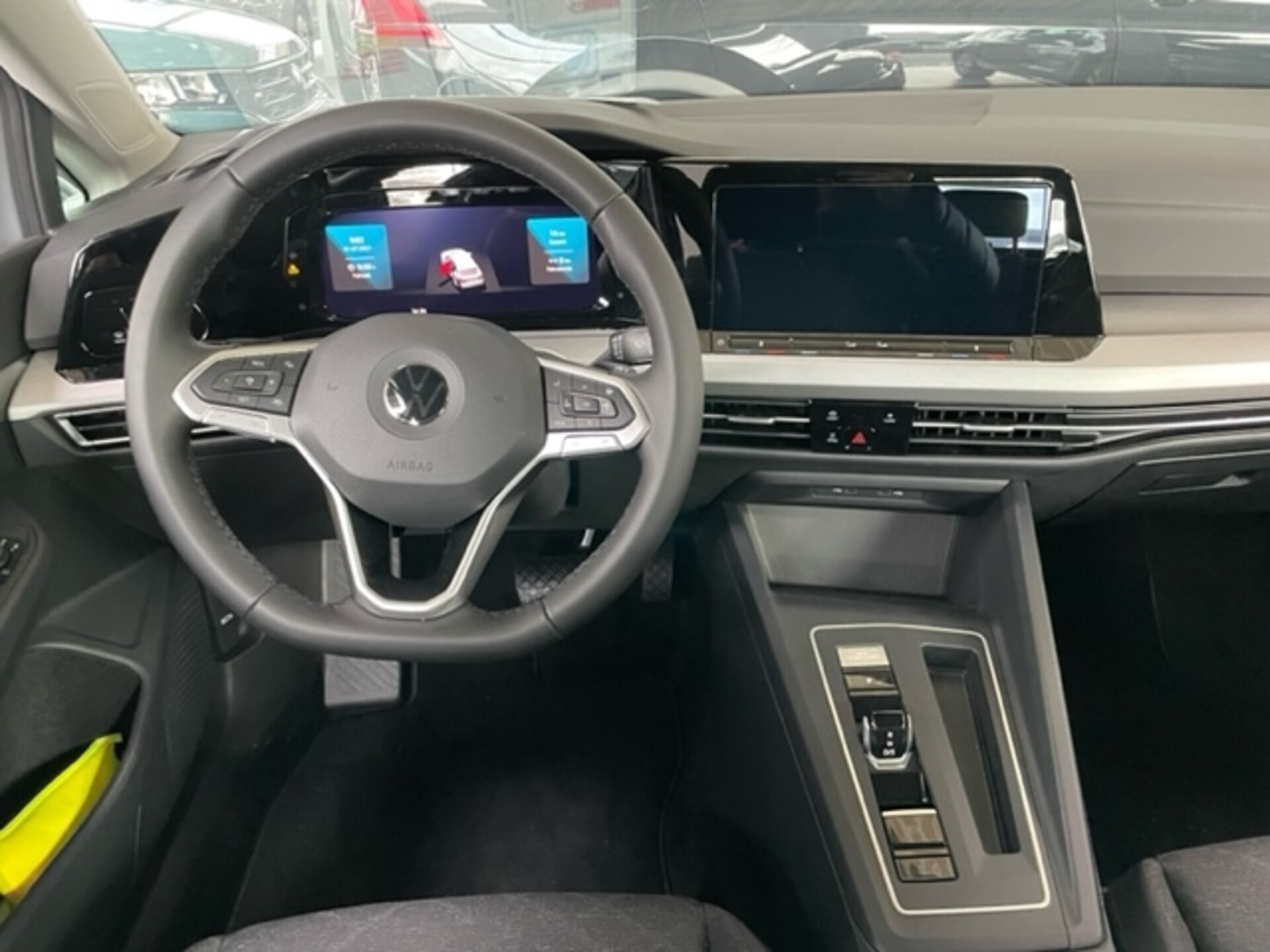 Volkswagen Golf Variant Life