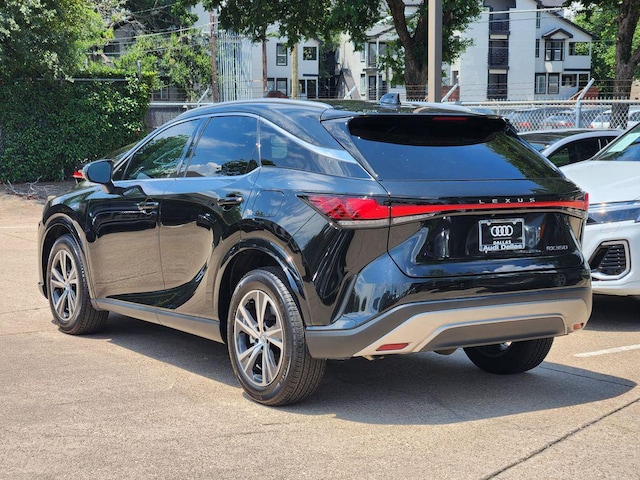 2025 Lexus RX 350 - Photo 8