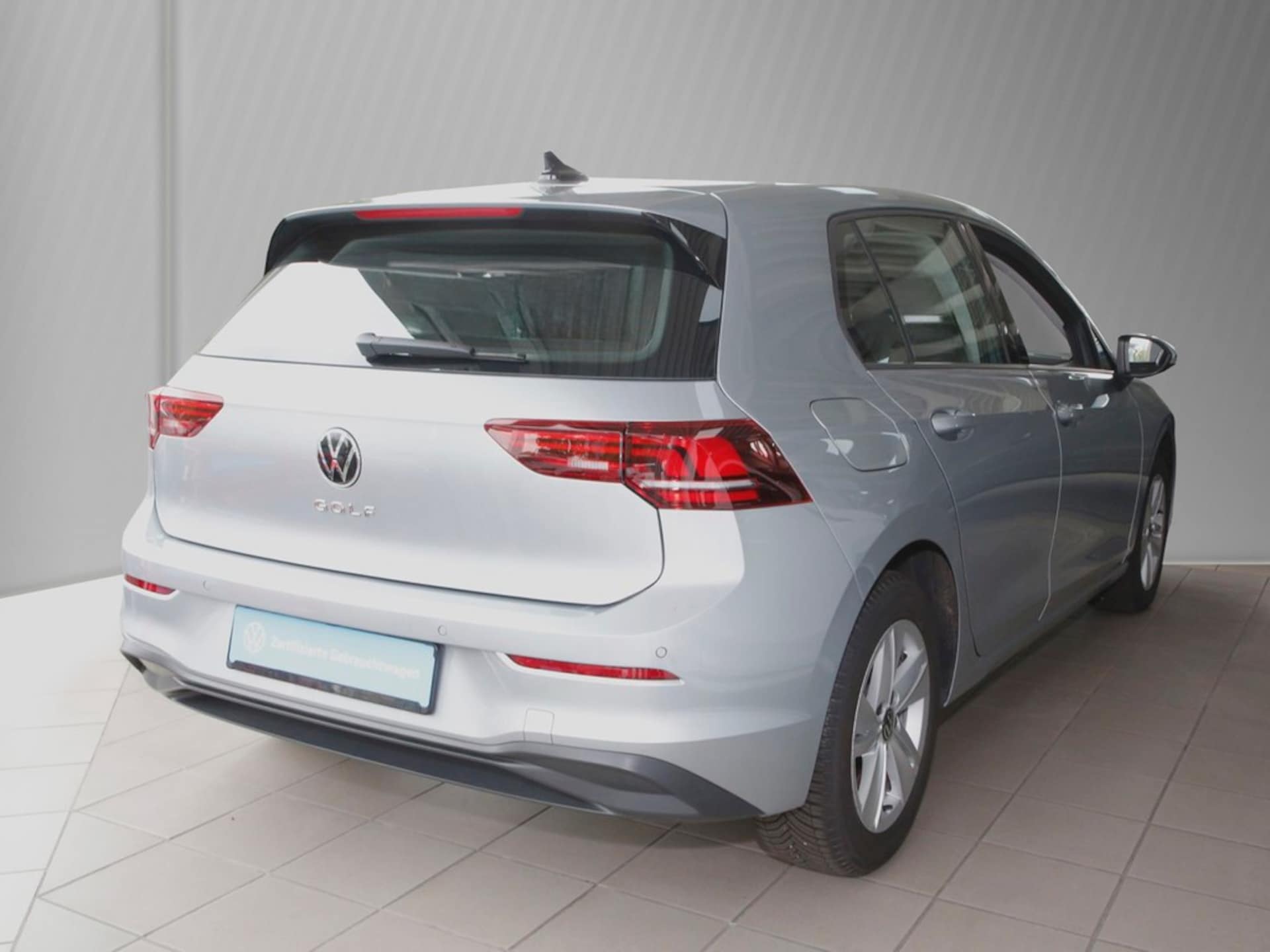 Volkswagen Golf Life
