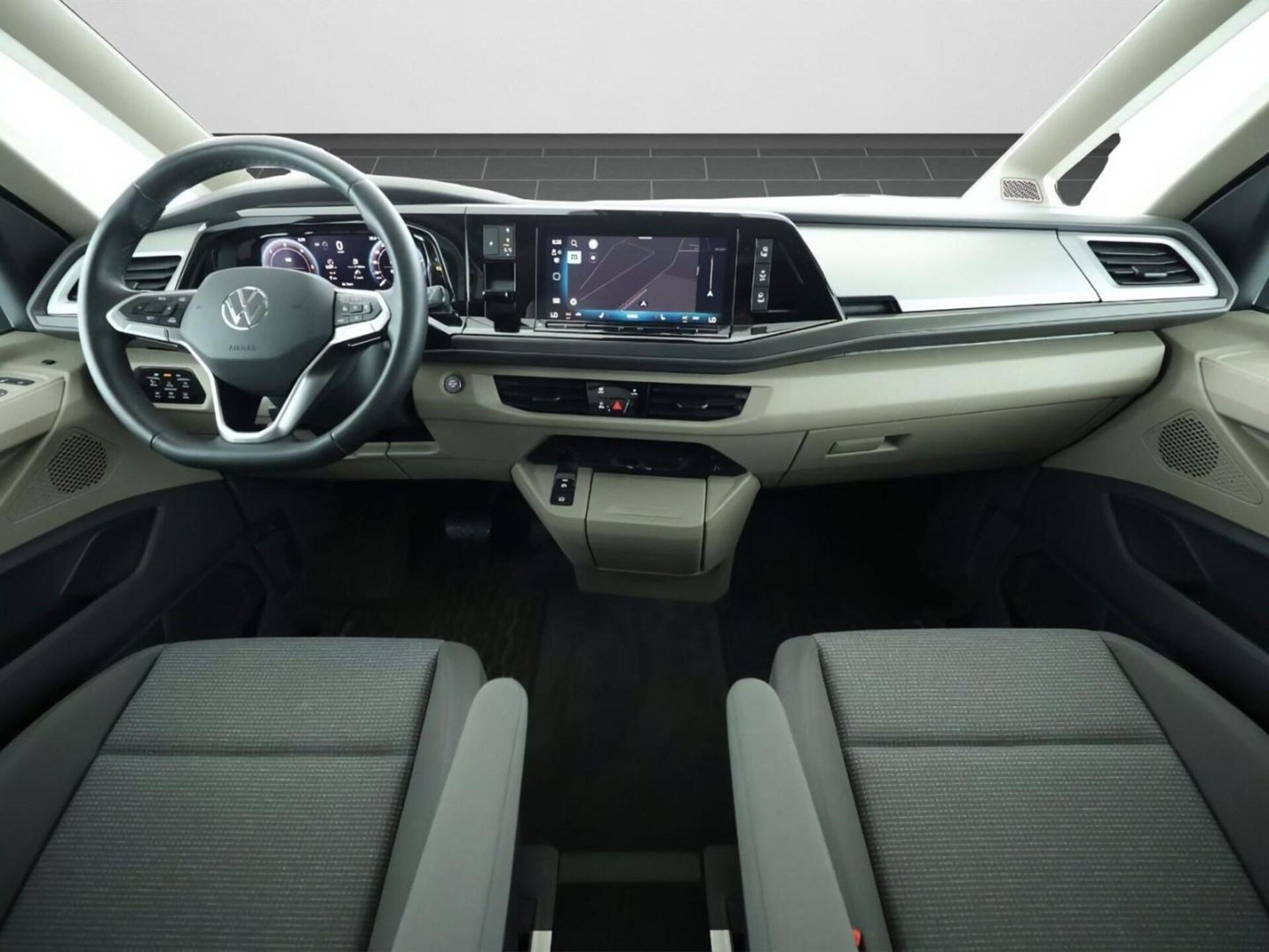 Volkswagen Multivan Langversion Basis-Modell