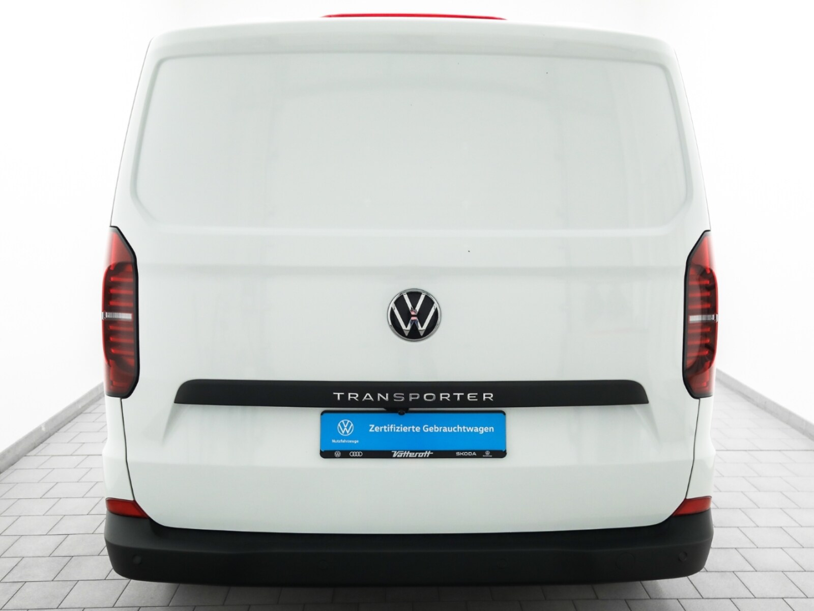 Volkswagen Transporter Kasten kurzer Radstand – Bild 4