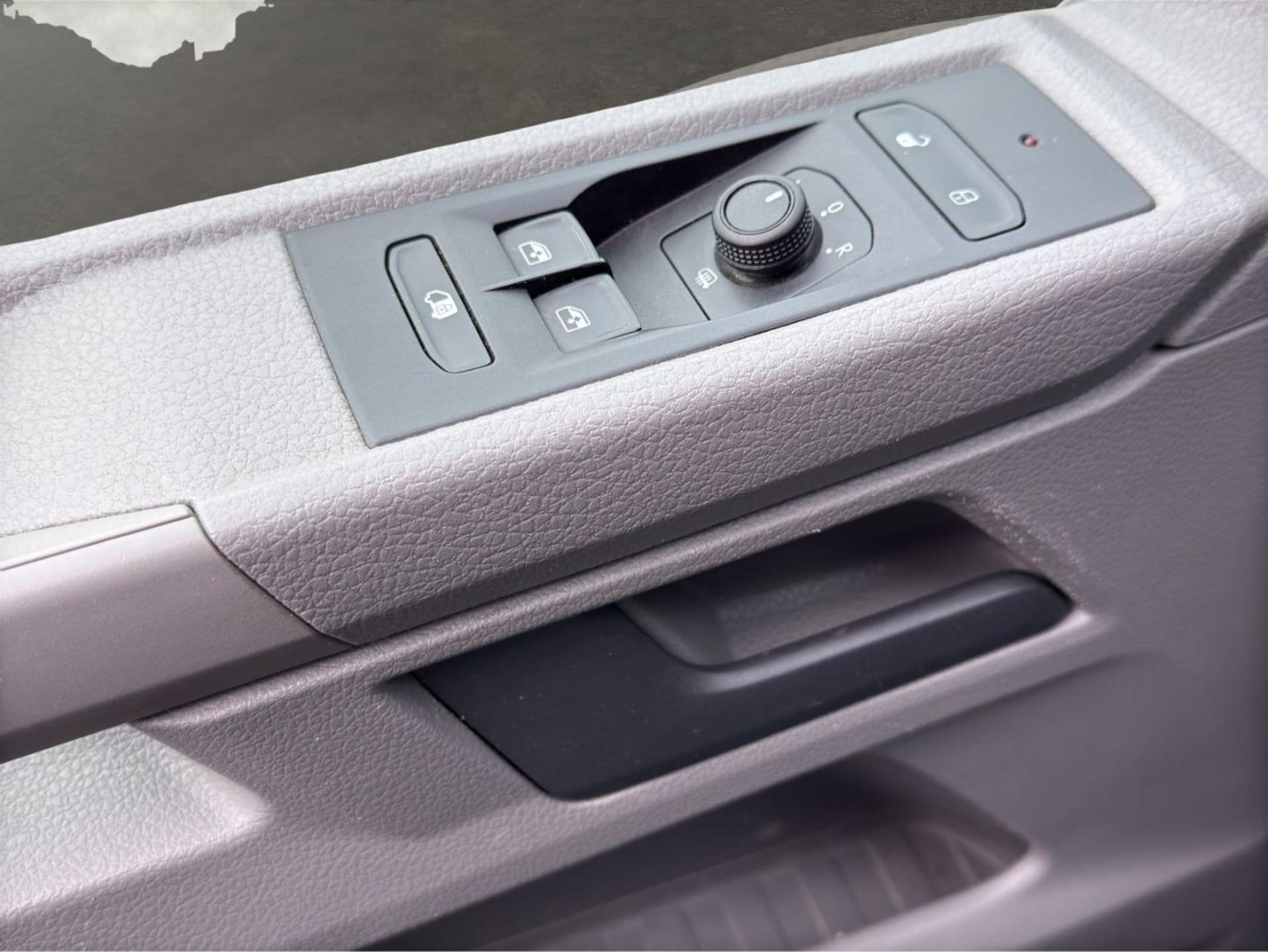 Volkswagen T6.1 Transporter Kasten kurzer Radstand