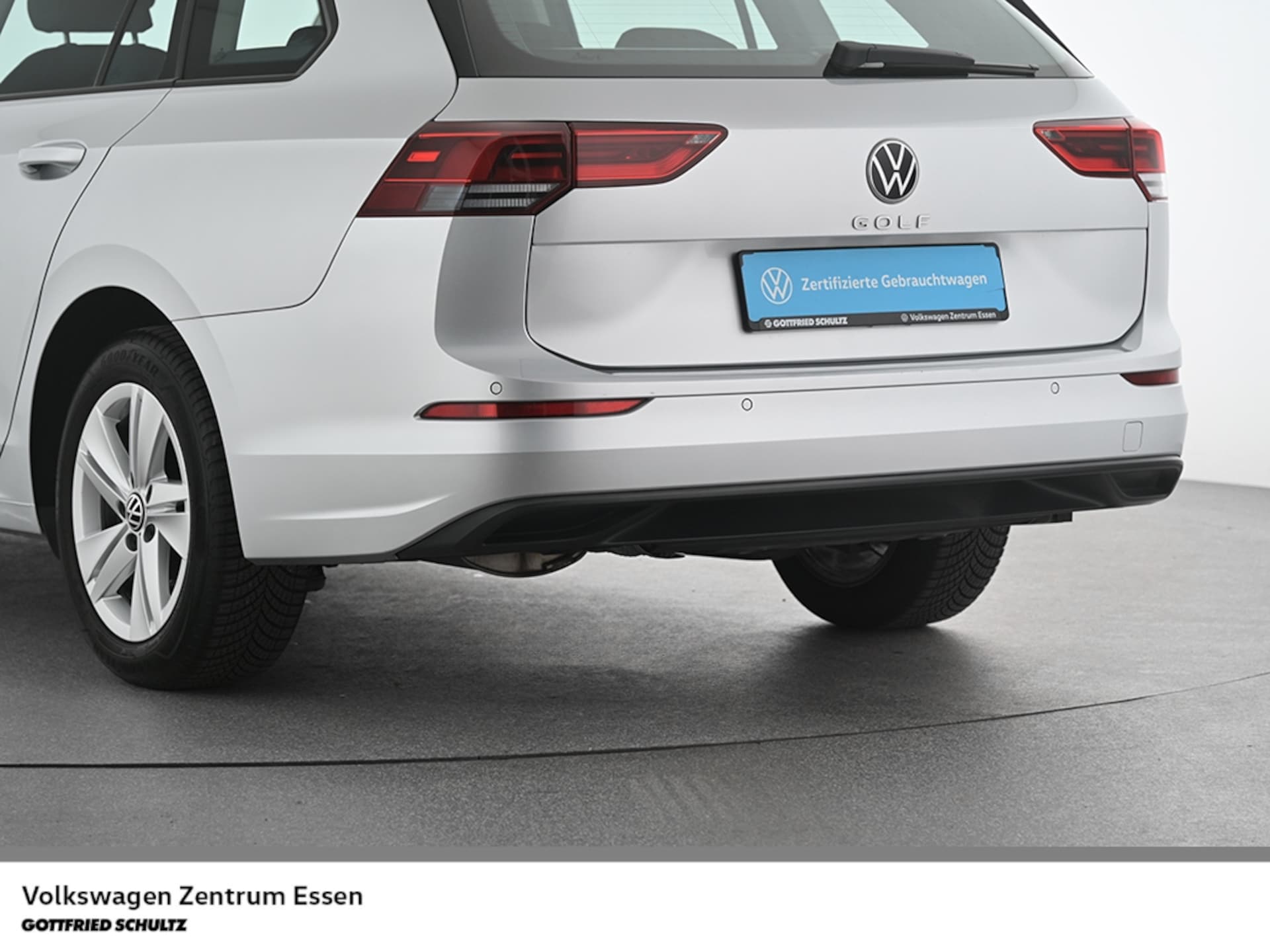 Volkswagen Golf Variant Life