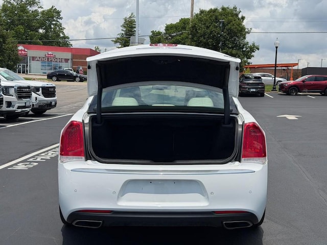 2021 Chrysler 300