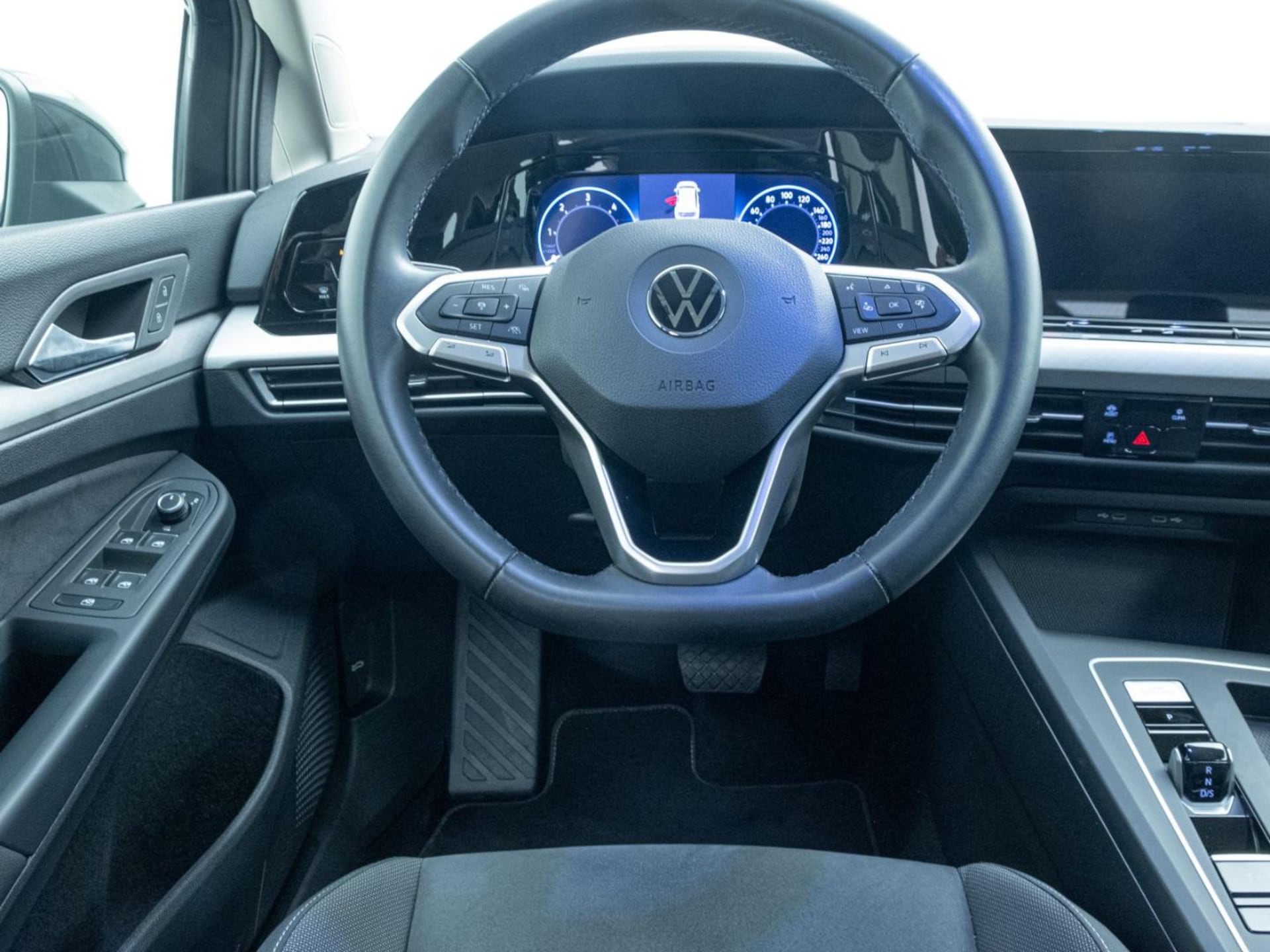 Volkswagen Golf Variant Life