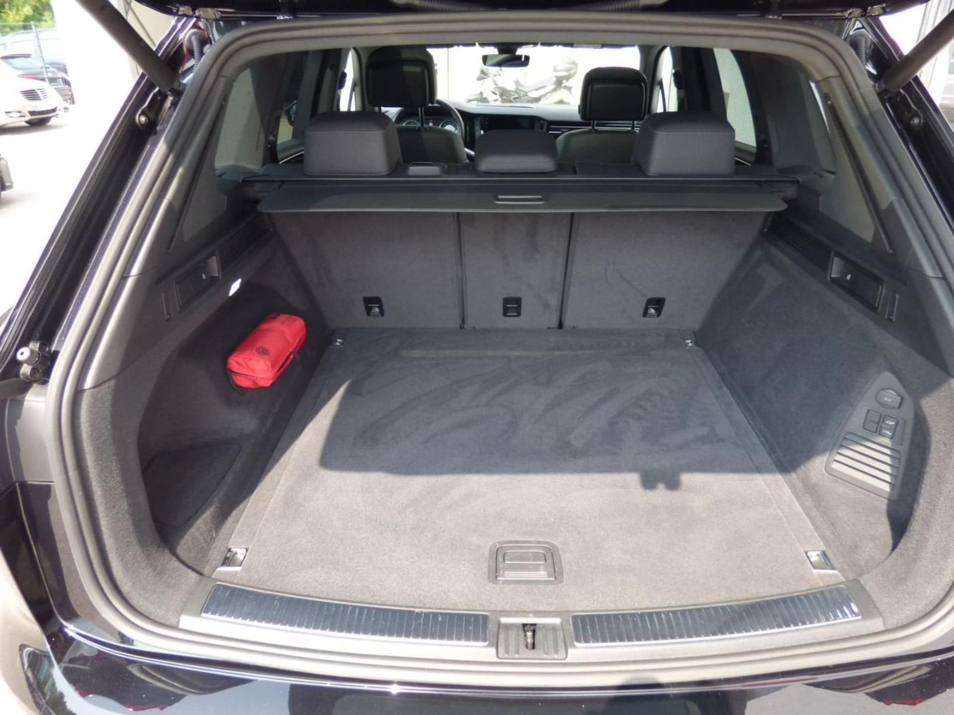 Volkswagen Touareg Basis-Modell