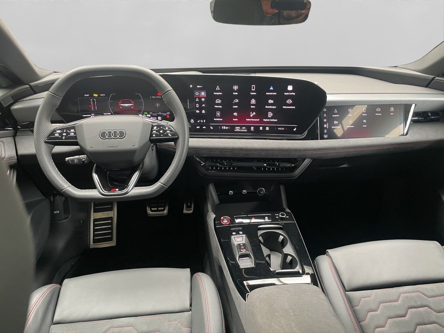 Bild über Audi A6 Avant e-tron e-tron - für weitere Informationen kontaktieren Sie den Audi Partner