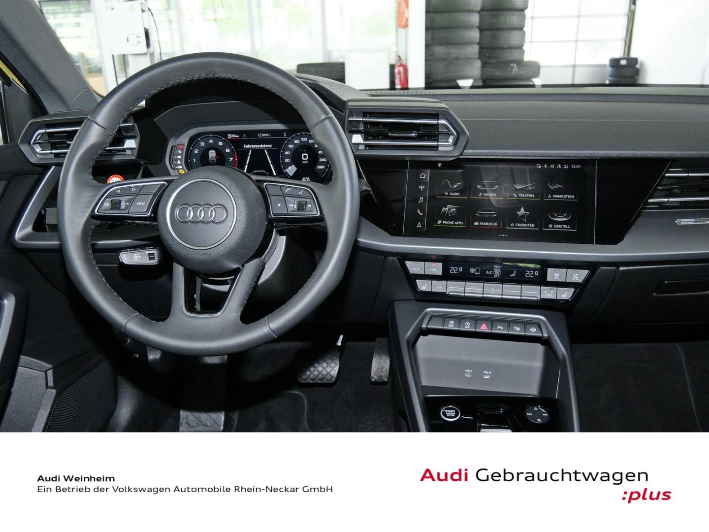 Bild über Audi A3 allstreet 35 TFSI S tronic - für weitere Informationen kontaktieren Sie den Audi Partner