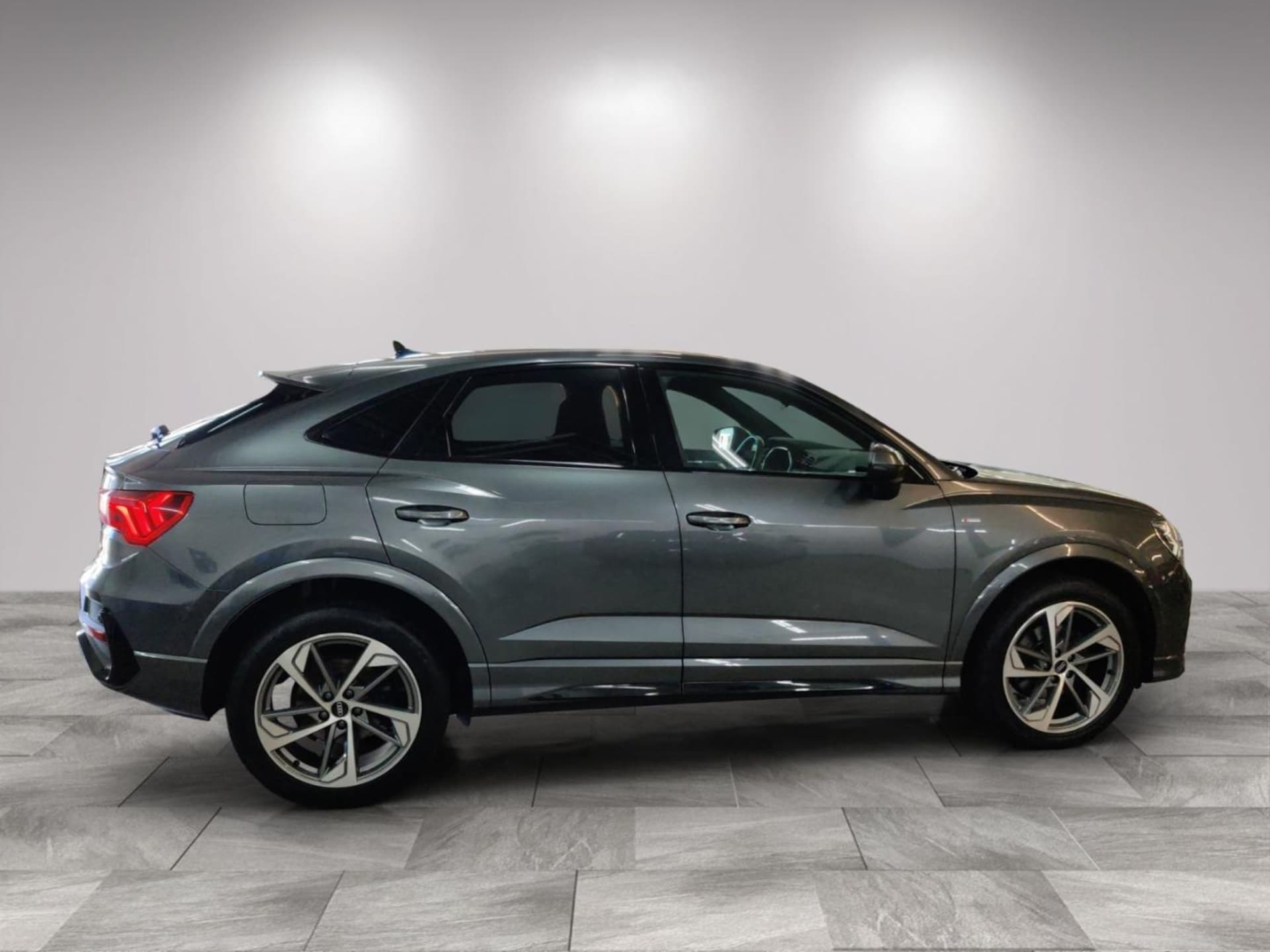 Audi Q3 Sportback S line