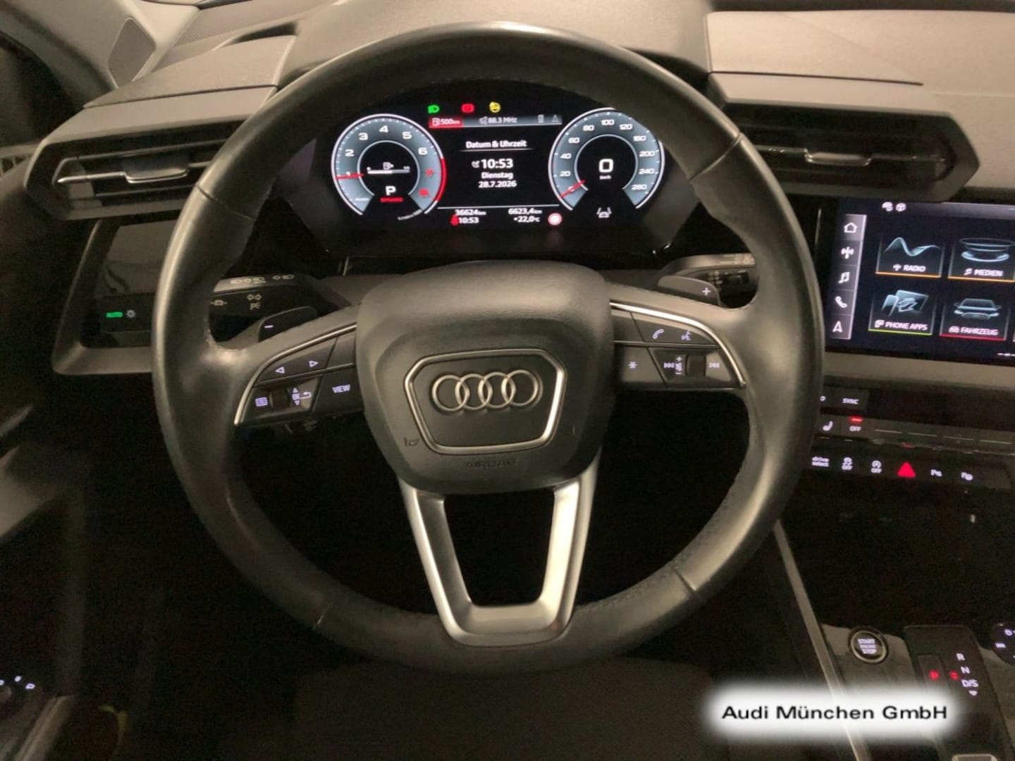 Bild über Audi A3 Sportback 30 TFSI S tronic - für weitere Informationen kontaktieren Sie den Audi Partner