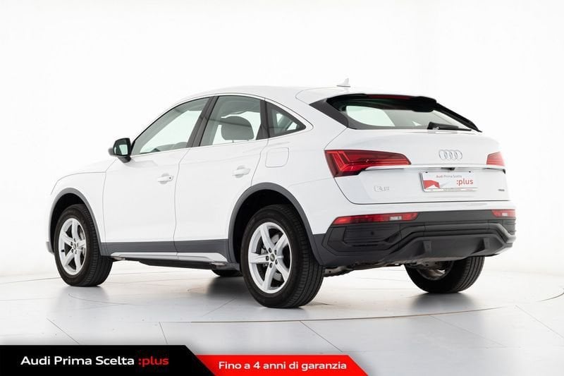 Immagine di Audi Q5 Sportback TFSI e Business Advanced 50 TFSI e quattro 220 kW (299 PS) S tronic - Vista: for more details contact your dealer