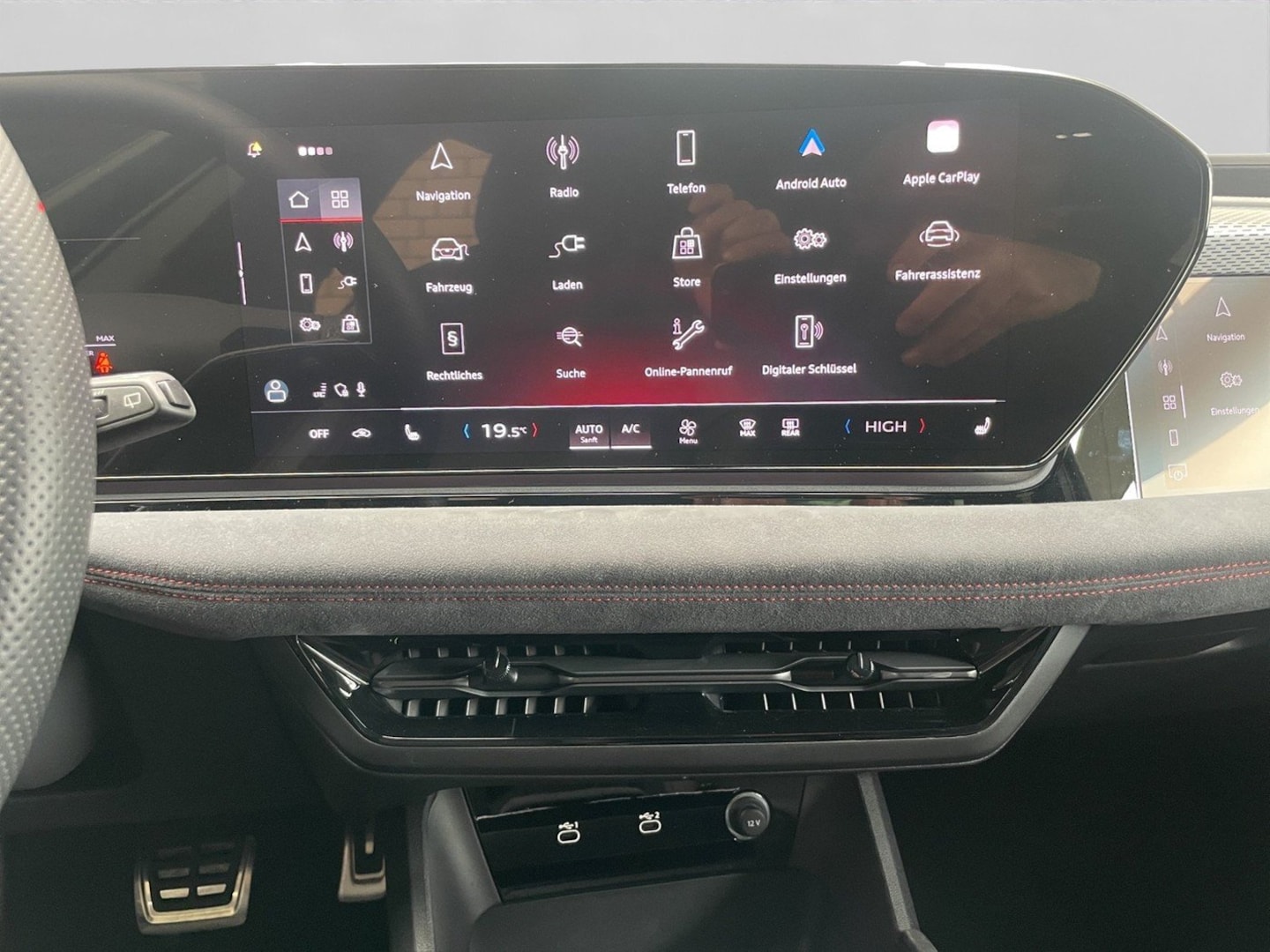 Bild über Audi A6 Avant e-tron e-tron - für weitere Informationen kontaktieren Sie den Audi Partner