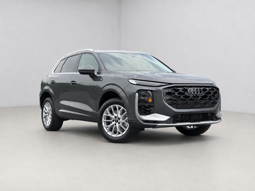 2026 Audi Q3 S line quattro's photo