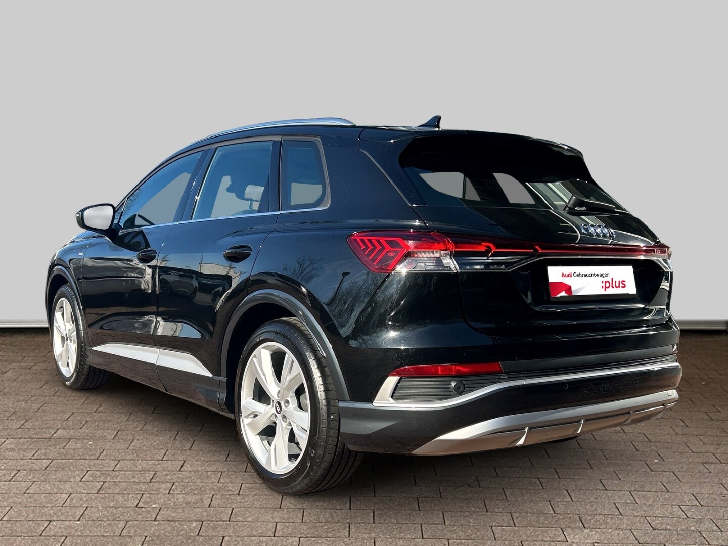 Image about Audi Q4 e-tron 40 e-tron