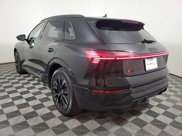 2024 Audi Q8 e-tron