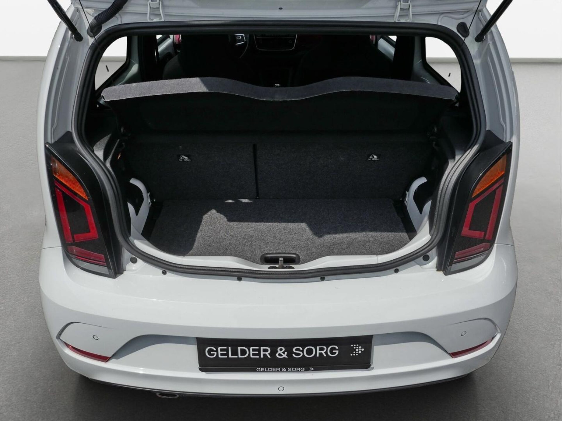 Volkswagen up! GTI