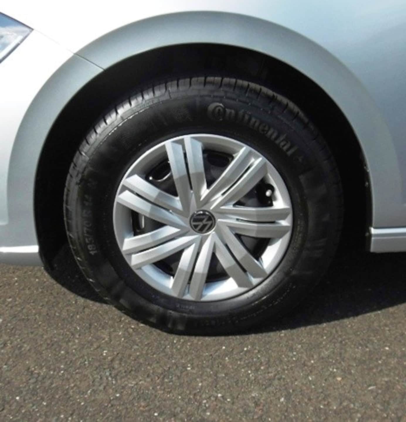 Volkswagen Polo Basis-Modell