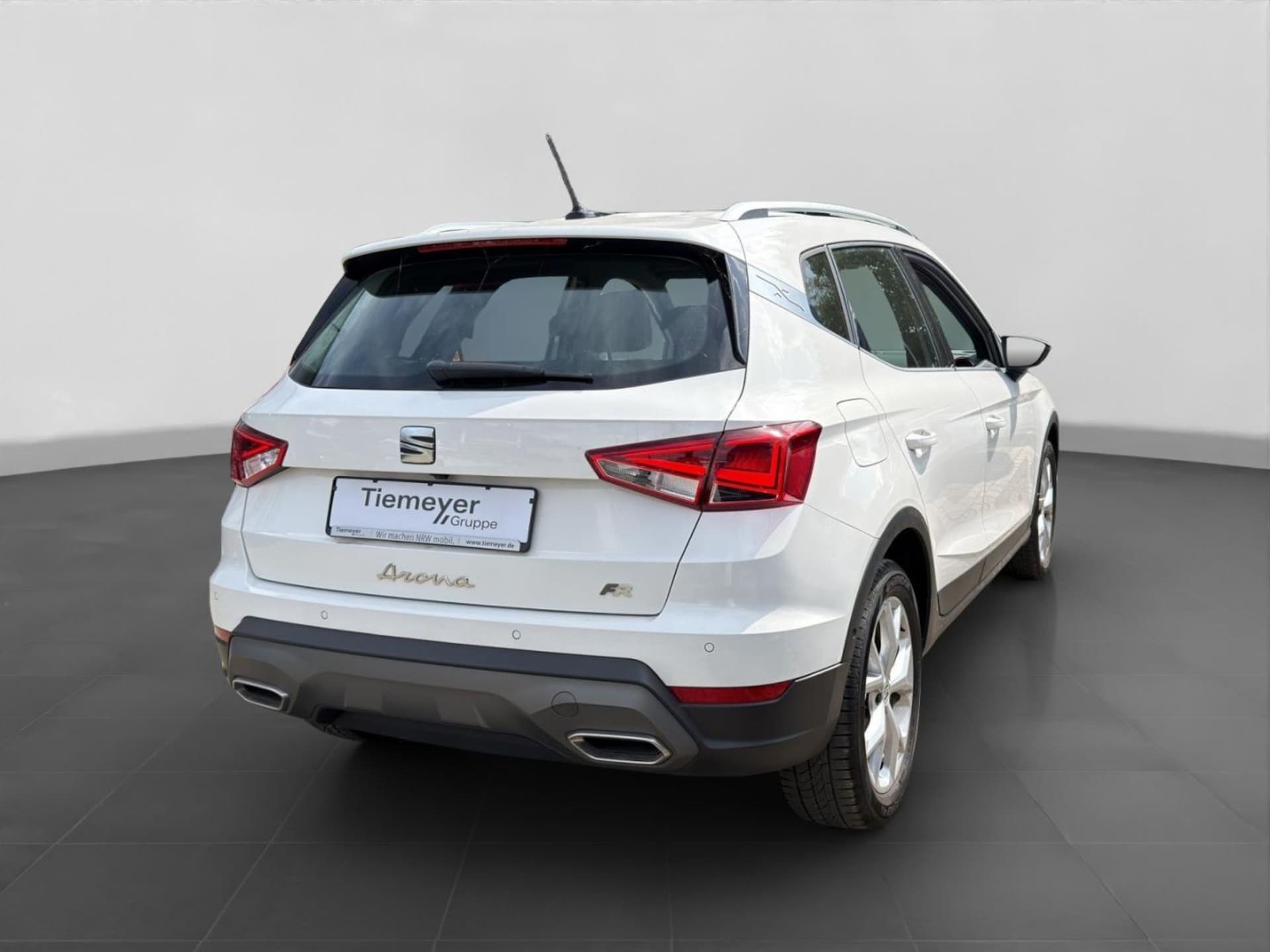 SEAT Arona FR
