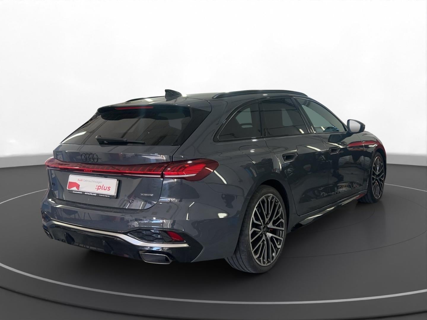 Bild über Audi A5 Avant e-hybrid e-hybrid quattro 220 kW S tronic - für weitere Informationen kontaktieren Sie den Audi Partner