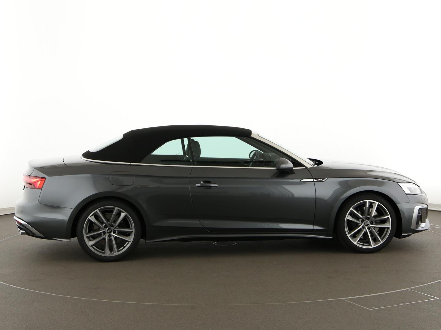 Bild über Audi S5 Cabriolet TFSI quattro tiptronic - für weitere Informationen kontaktieren Sie den Audi Partner