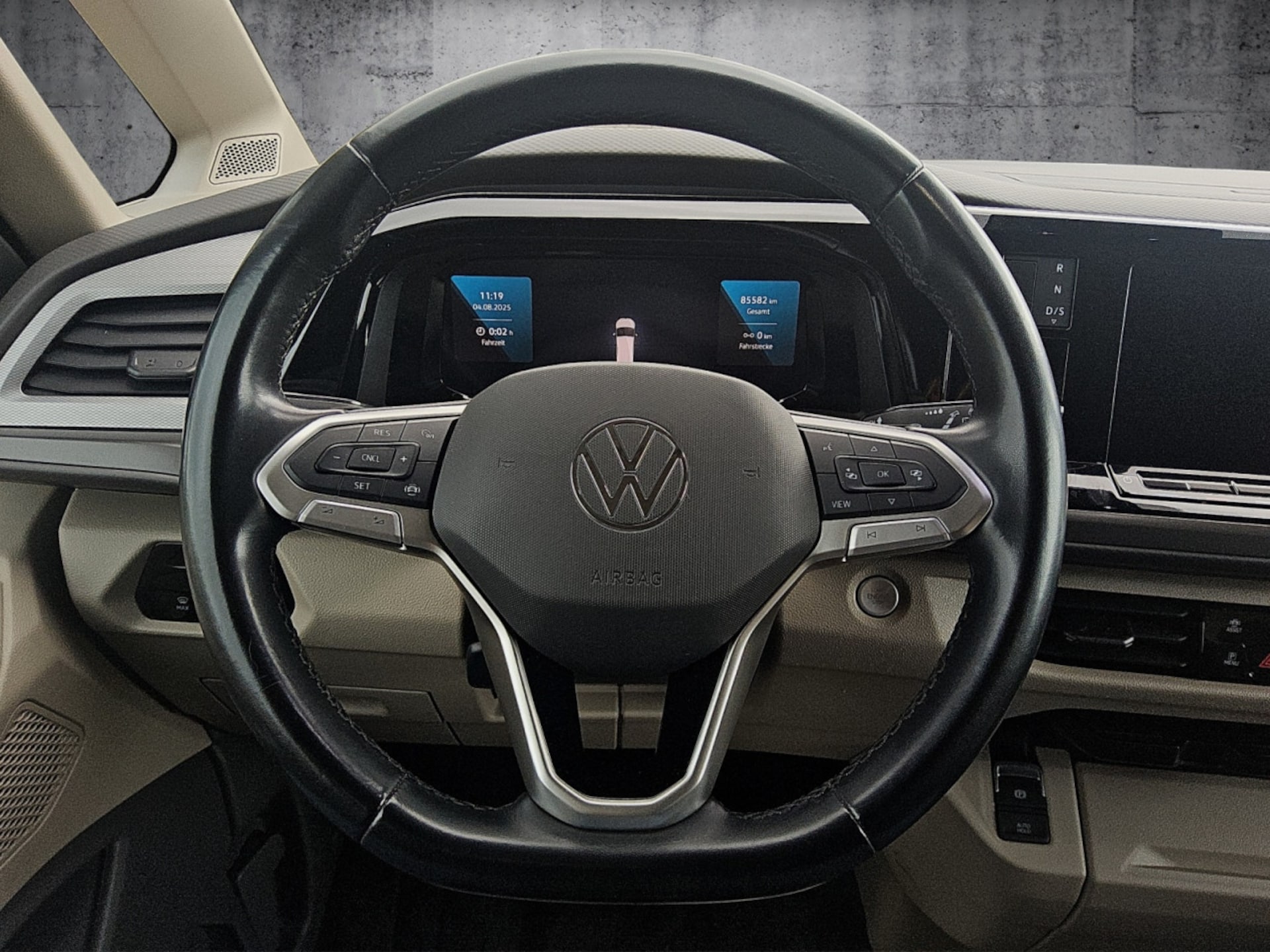 Volkswagen Multivan Basis-Modell