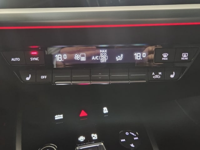 Audi Q4 e-tron 40 Premium 150, 00 kW 10