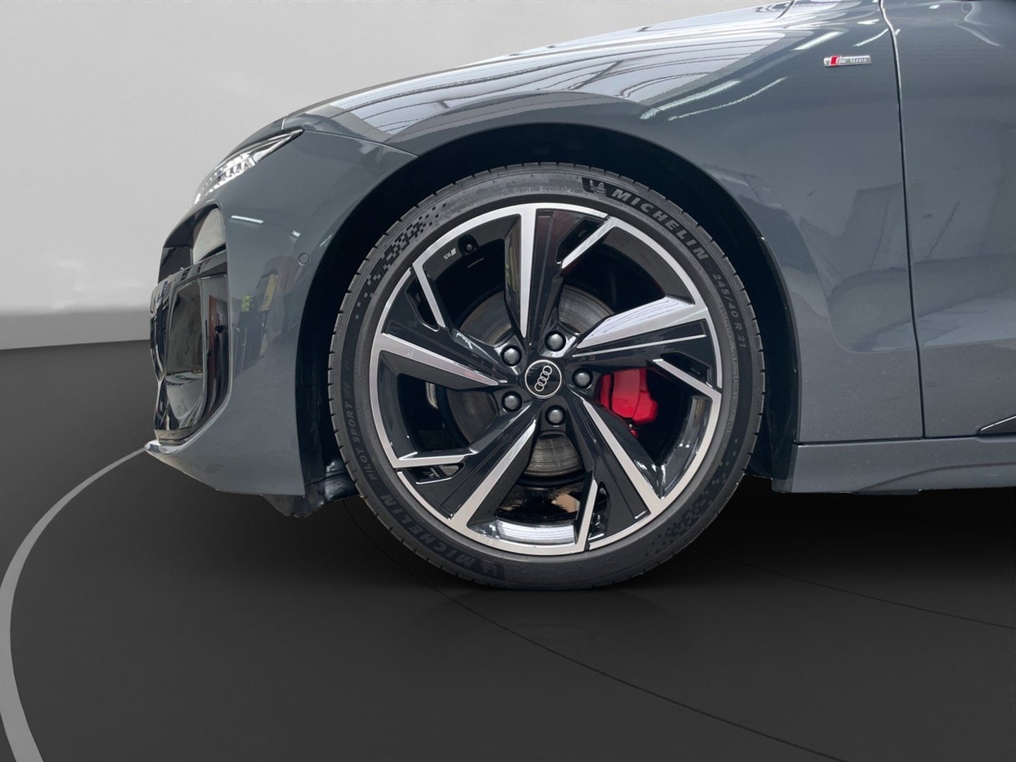 Bild über Audi A6 Avant e-tron e-tron - für weitere Informationen kontaktieren Sie den Audi Partner