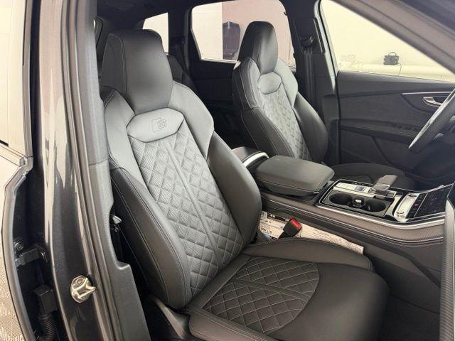 2026 Audi SQ7 Premium Plus - Photo 23