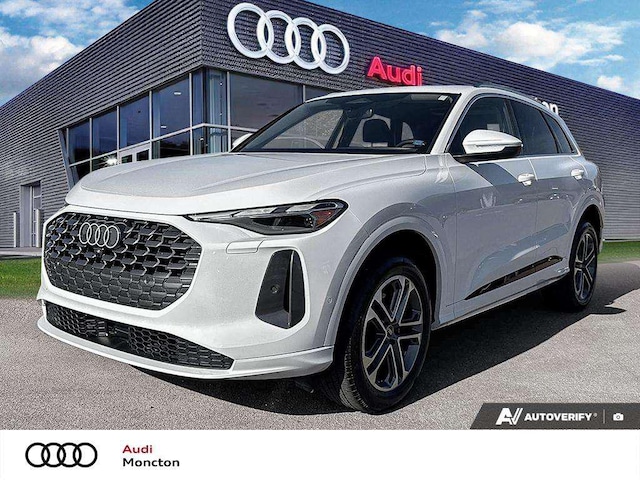 Image de {{modelName}} 2025 Audi Q5 