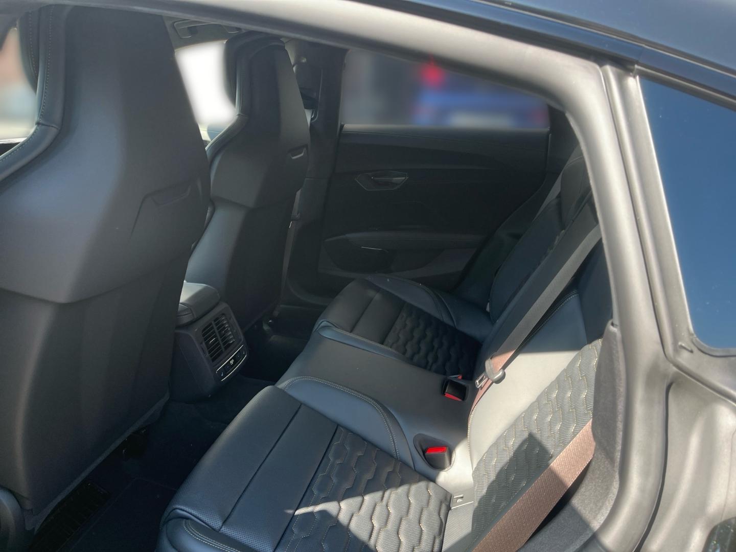 Image about Audi RS e-tron GT performance e-tron quattro