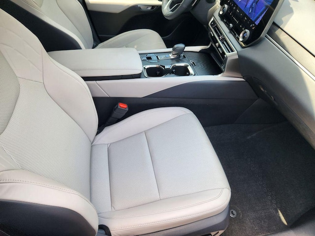 2025 Lexus RX 350 - Photo 16