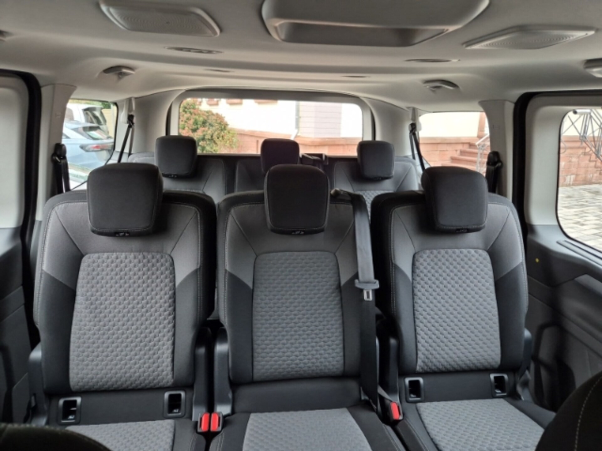 Volkswagen Caravelle Life