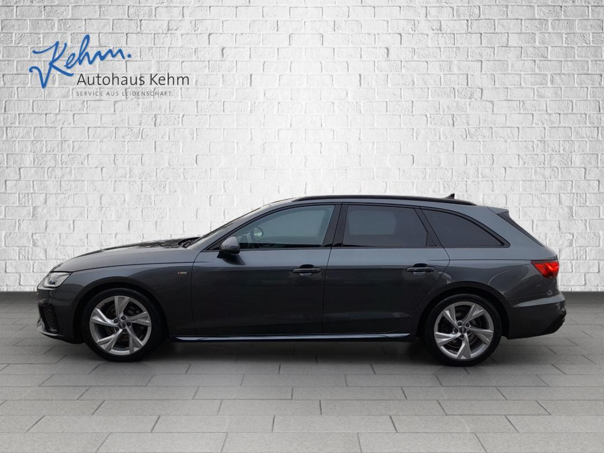 Audi A4 Avant S line