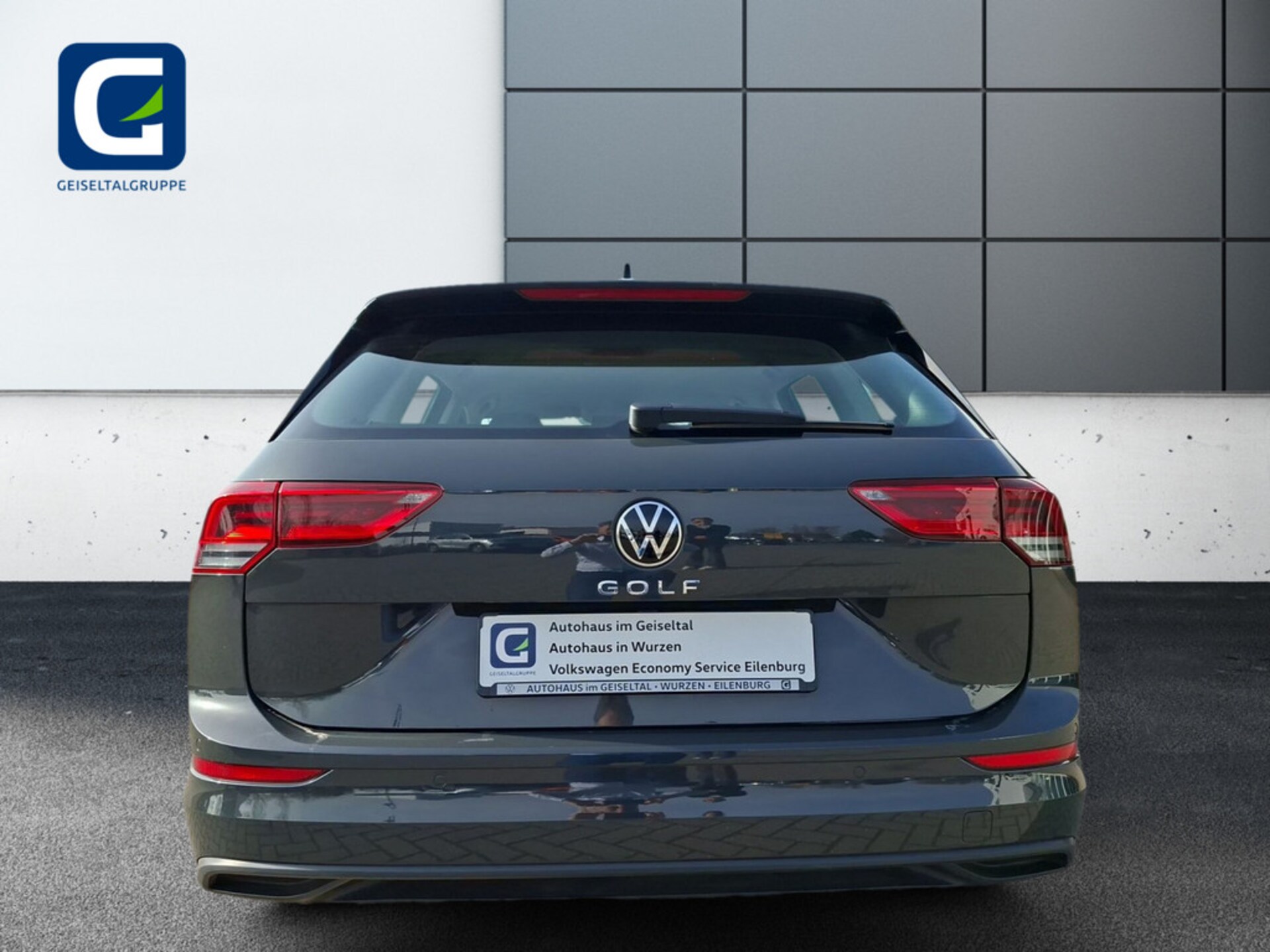 Volkswagen Golf Variant Life