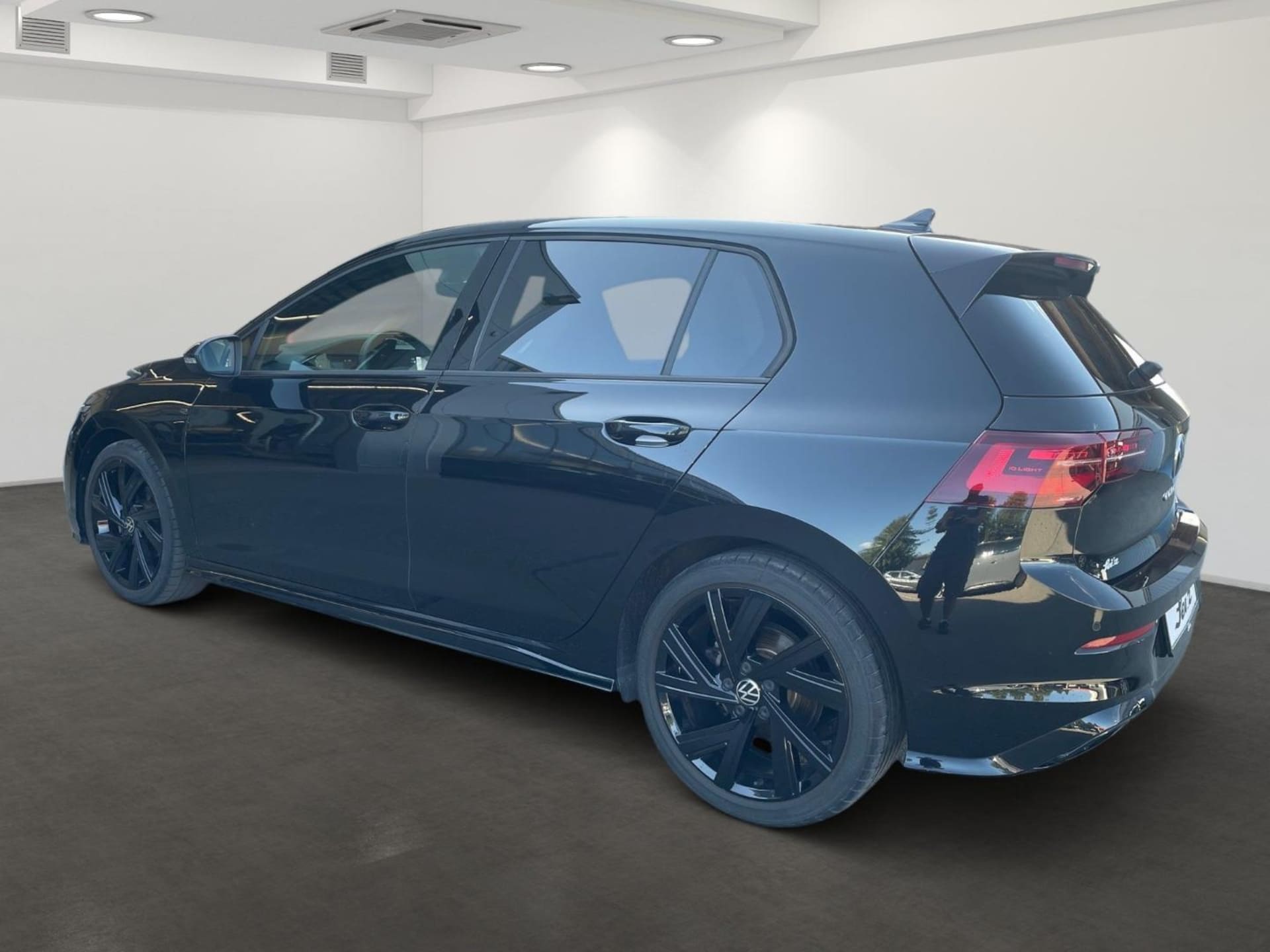 Volkswagen Golf R-Line