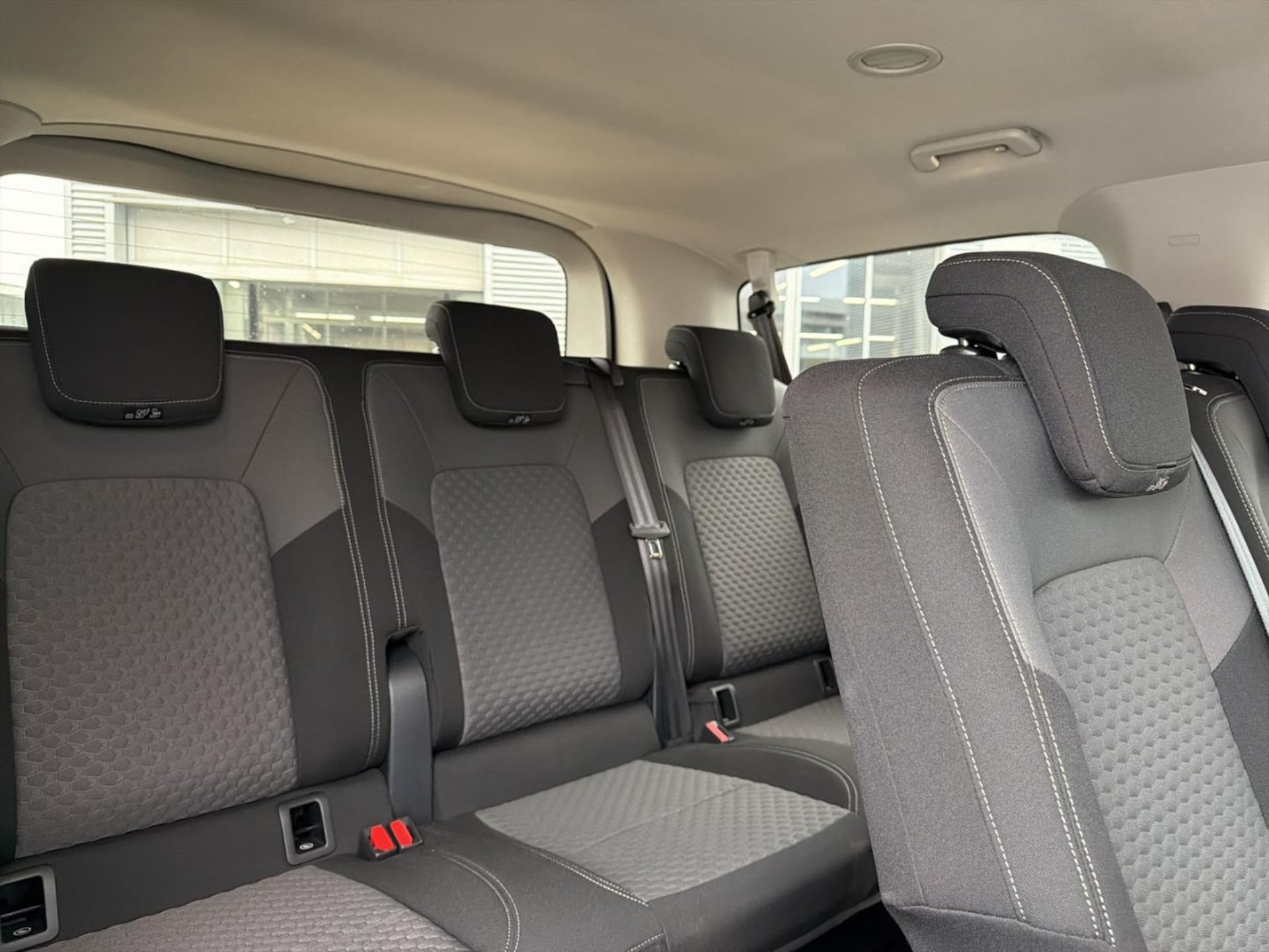 Volkswagen Caravelle Edition
