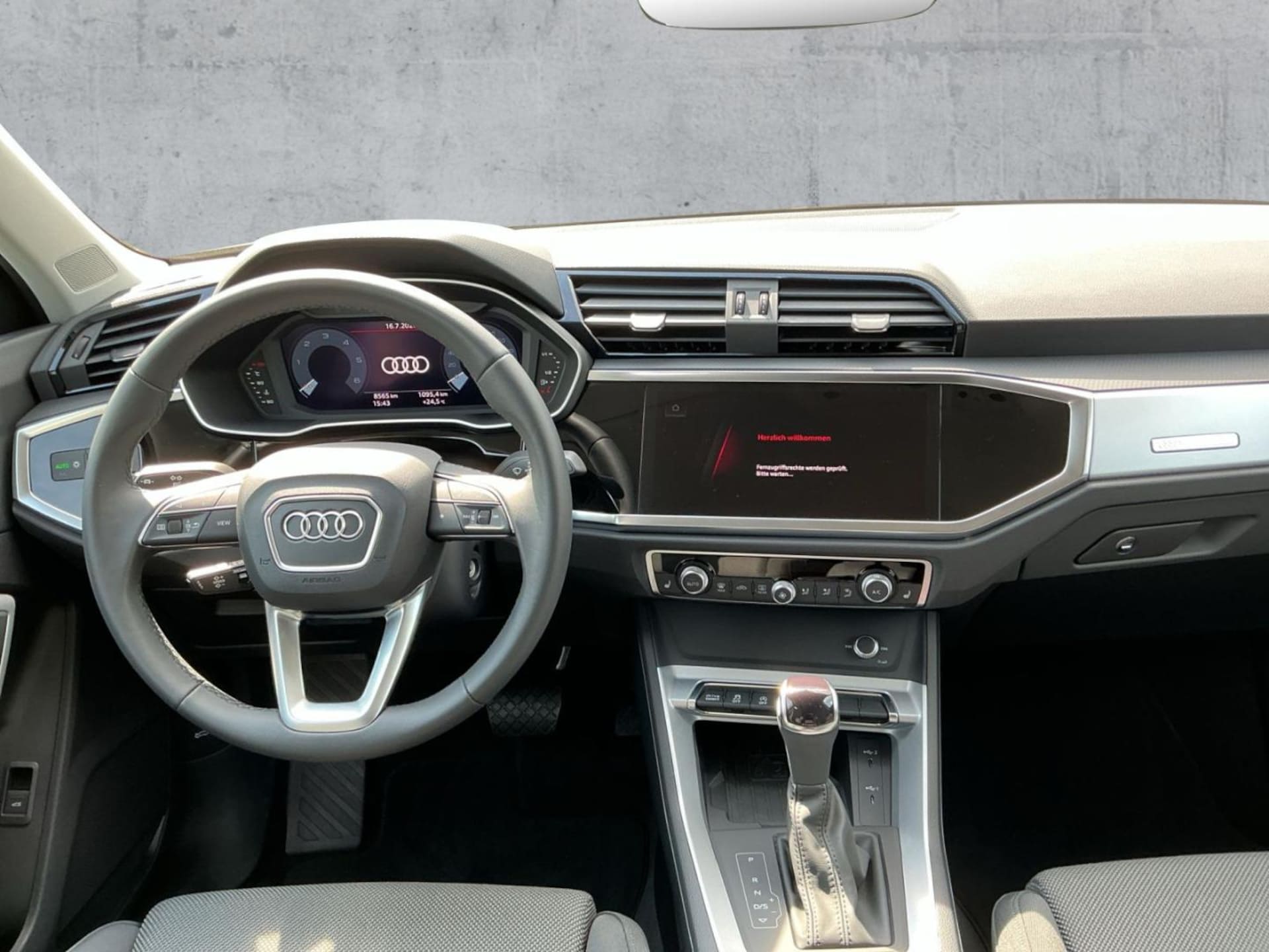 Audi Q3 Sportback S line